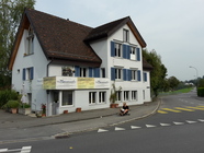 Holzfenster Giebelverglasung mit Faltfenster und 
Internorm Eingangstüren